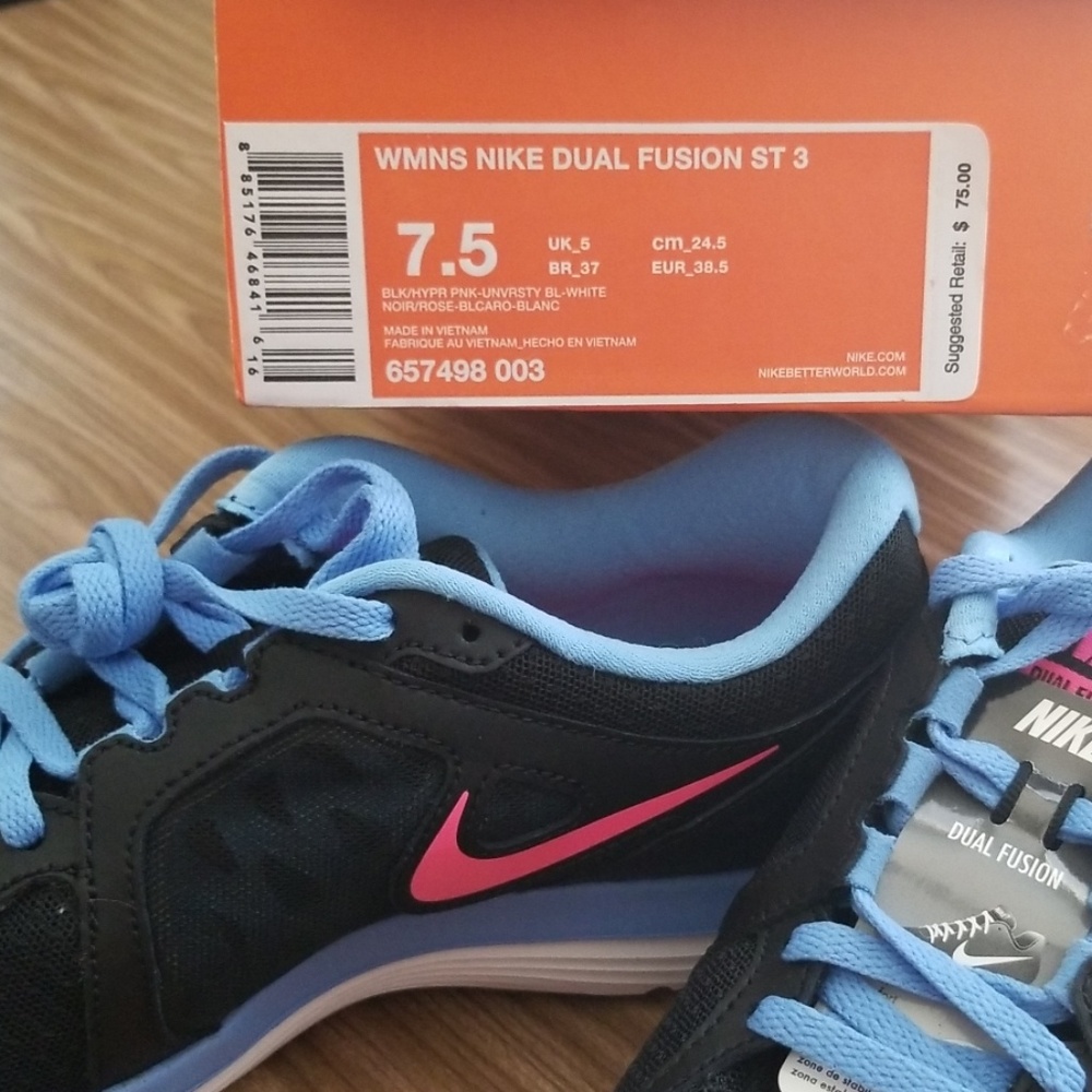 Nike Women's Dual Fusion Running Shoes - Picture 8 of 8